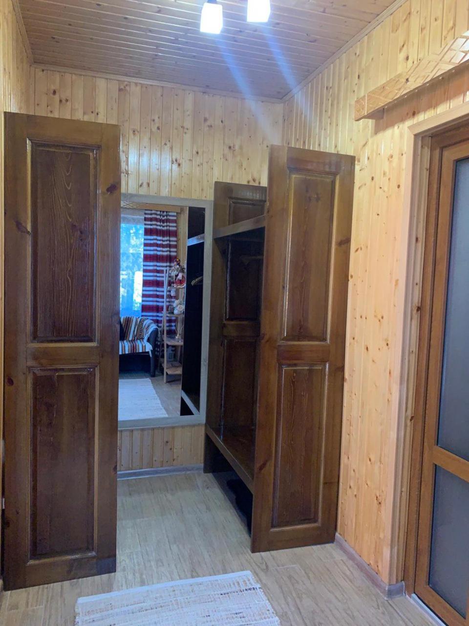 ヤレムチャ Світанкове Сяйвоヴィラ エクステリア 写真